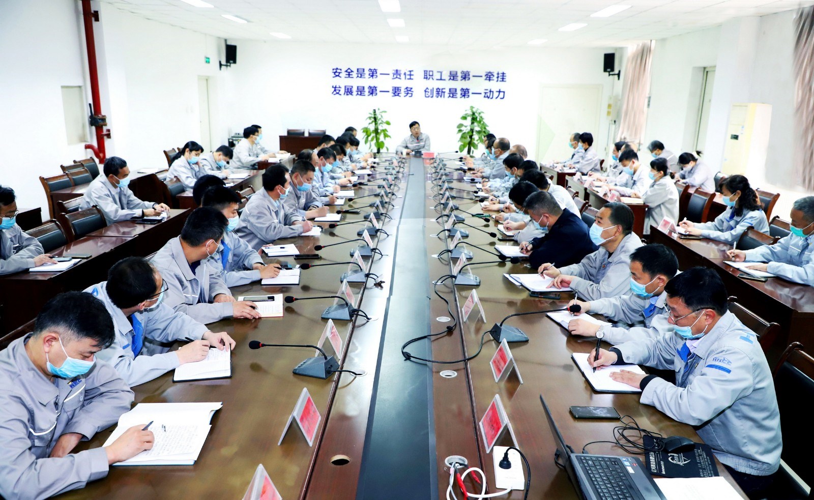 打電話(huà)去1_調整大小